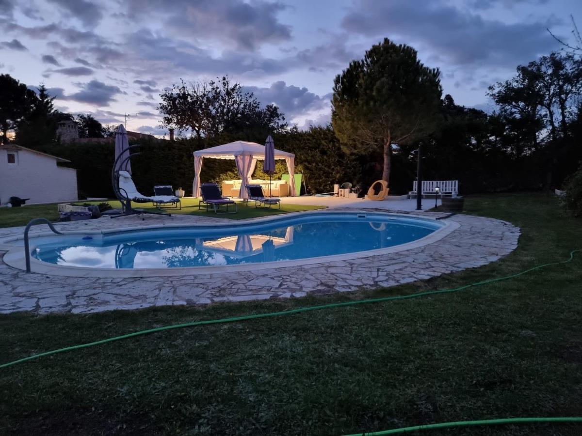 Villa Pancorbo Velayos Exteriör bild